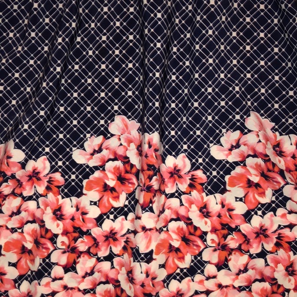 Spring/Summer Dress - Picture 3 of 3